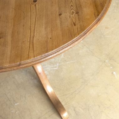 Early 20th Century Irish Round Pine Table