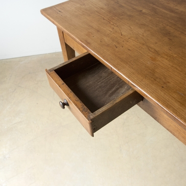 French 19th Century Cherrywood Dining Table