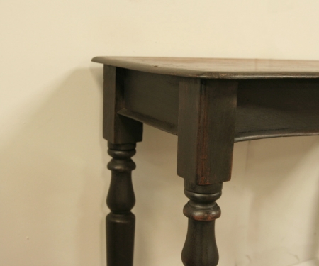 Charming Colonial Side Table