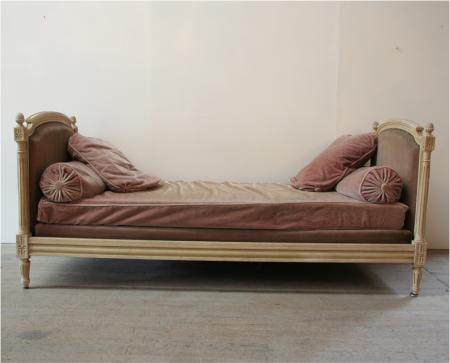 French Louis 16 Style Daybed