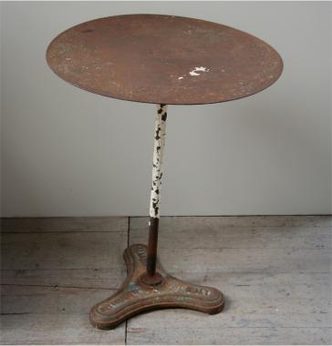 French Café Side Table ( rust )
