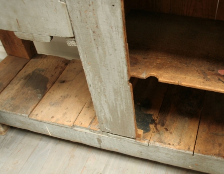 Fabulous Grey Workbench